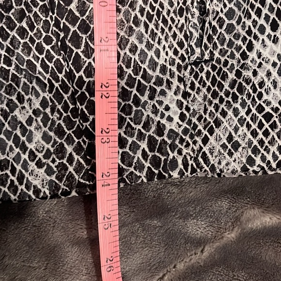 Women’s light jacket - Picture 6 of 6